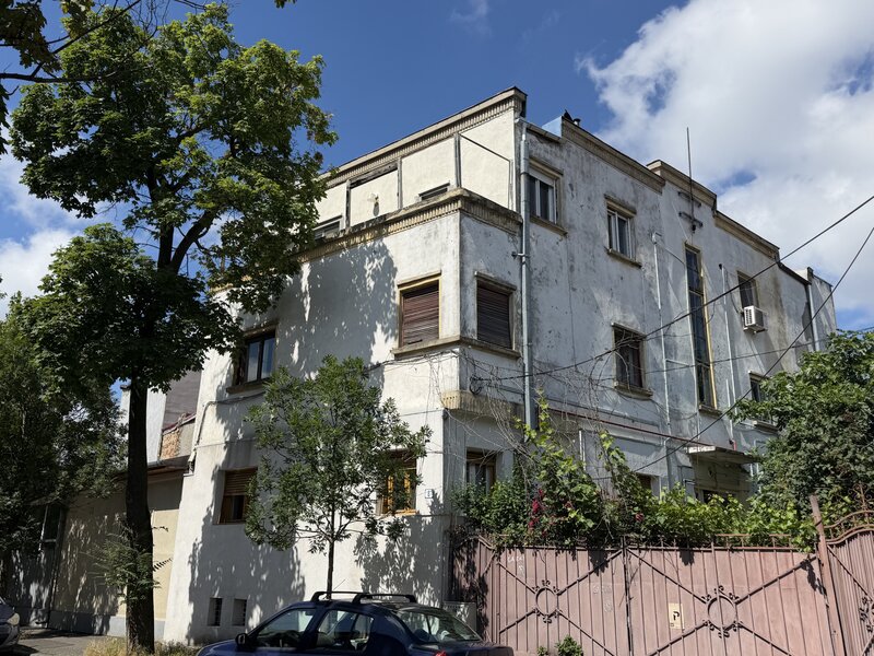 Imobil boutique, zona 1 Mai – Grivita | Necesita renovare | Pret competitiv